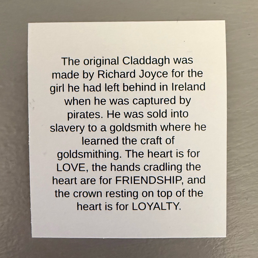 Silver Claddagh Pendant Necklace - Picture 5 of 6